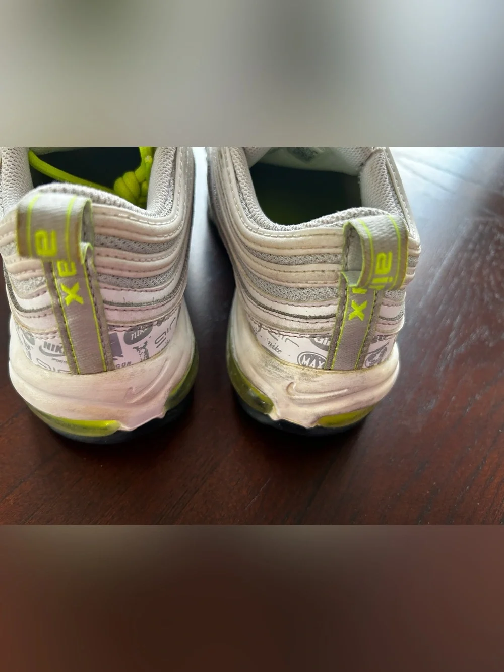 Nike Air Max 97 White with Neon Yellow Accents size 7Y - Picture 5 of 8